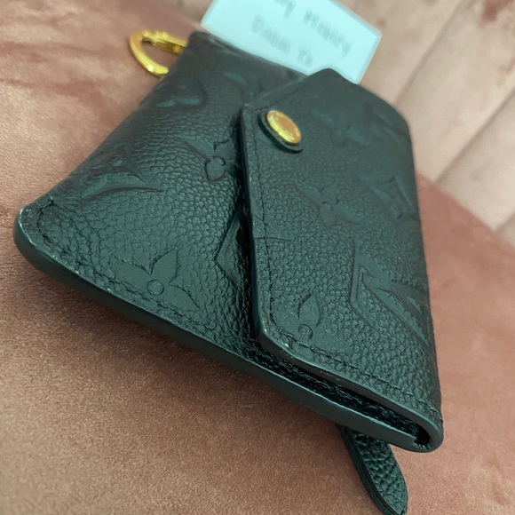 Louis Vuitton  KEY POUCH - Picture 4 of 4